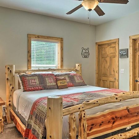 Branson West Cabin With Pool Access And Golfing Zewnętrze zdjęcie