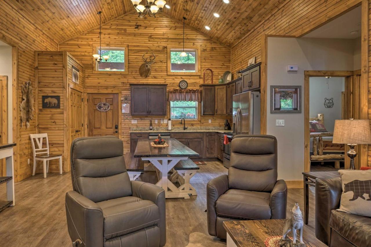 Branson West Cabin With Pool Access And Golfing Zewnętrze zdjęcie