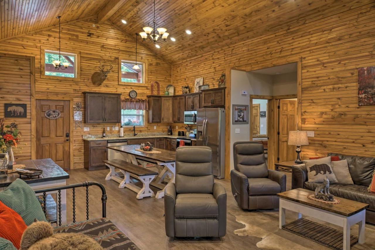 Branson West Cabin With Pool Access And Golfing Zewnętrze zdjęcie