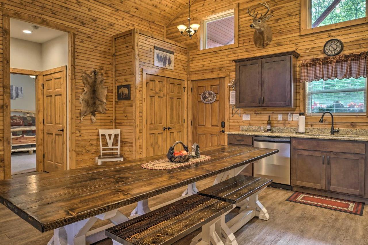 Branson West Cabin With Pool Access And Golfing Zewnętrze zdjęcie