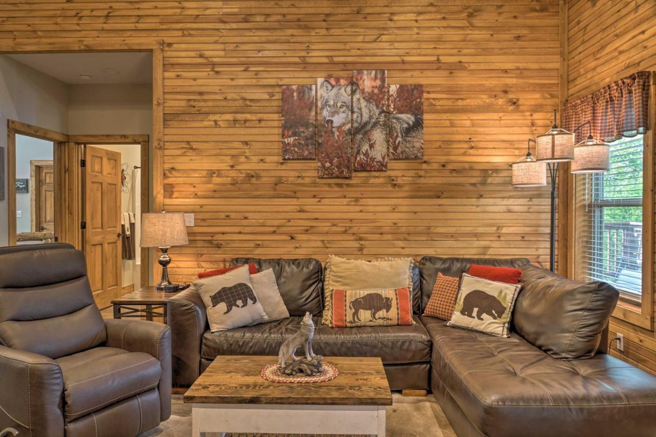 Branson West Cabin With Pool Access And Golfing Zewnętrze zdjęcie