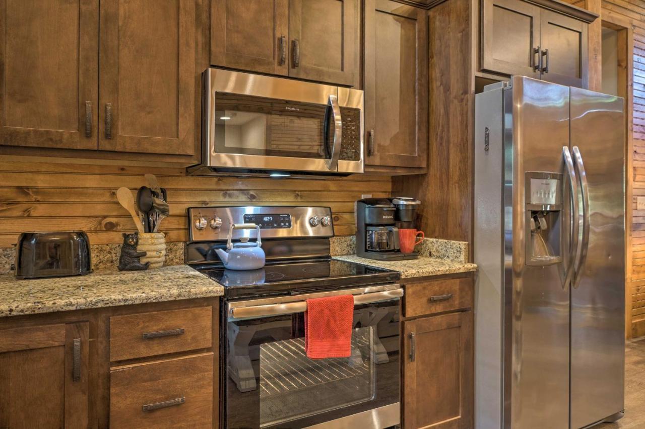 Branson West Cabin With Pool Access And Golfing Zewnętrze zdjęcie